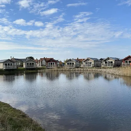 Seaglass Bay - Part Of The The Bay Village With Pool, Gym And Direct Access, Pub, Restaurant, Tennis And Meadows Walks * Filey